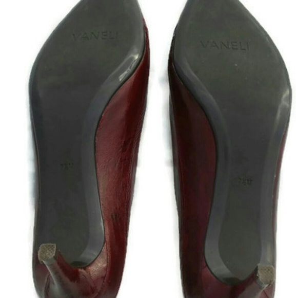 Vaneli Burgundy Tommy Pointy Toe Pump Women's 7.5M - Picture 4 of 6